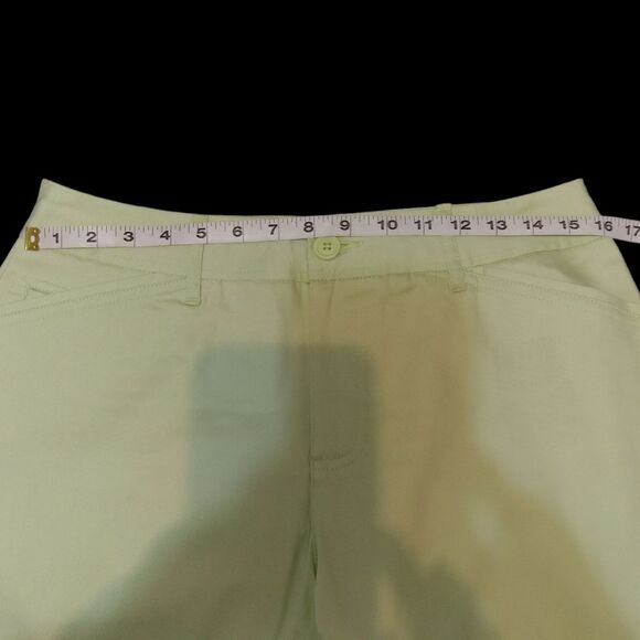 St. John's Bay Women's Pants Secretly Slender #84463750455 Capri Size 10 Green - Picture 8 of 16